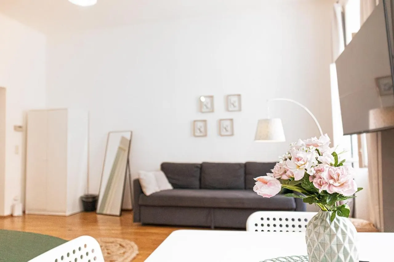 Sweet 2Br Apt Perfect For Longstays Near Rennweg Vienna 0*,